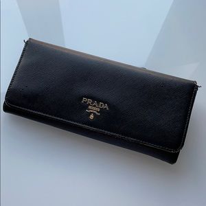 Prada Saffiano Continental Flap Wallet Nero